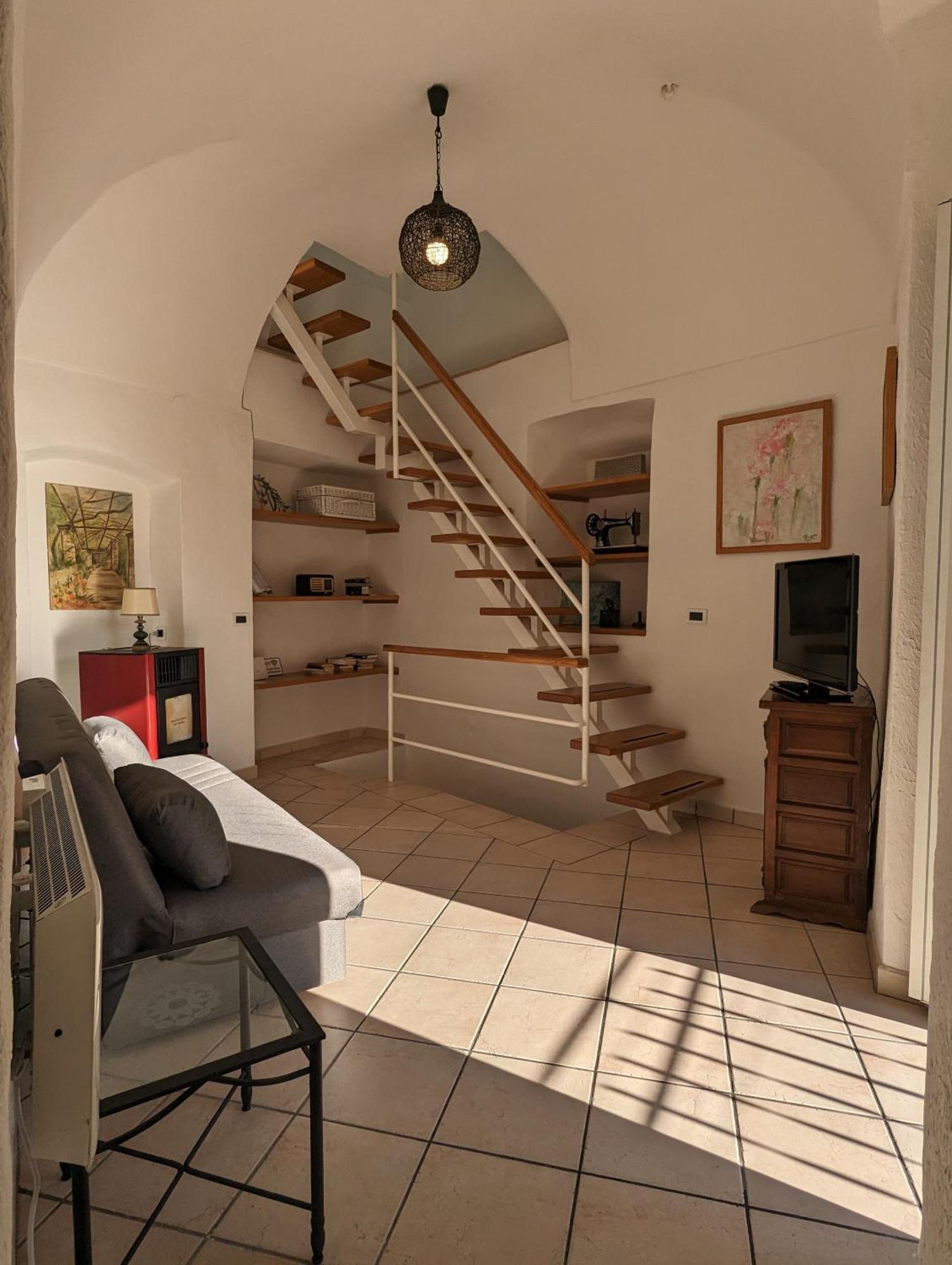 La Casa Degli Alberi Holiday home Dolceacqua